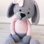 amigurumi-cachorro-de-amigurumi-na-cor-cinza-Amiguroom-Toys
